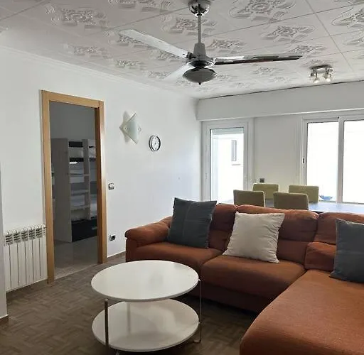 Apartamento Familiar Poeta Marquina